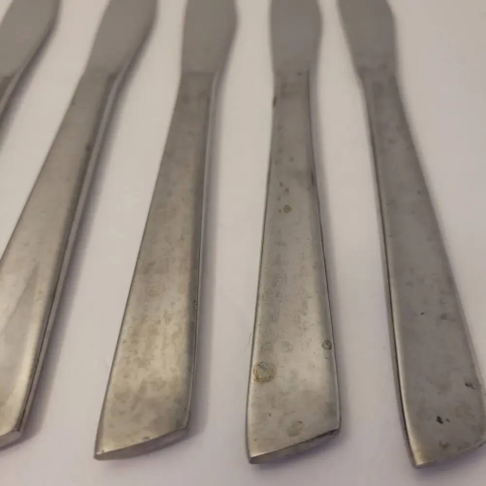Set of 5 Solid Stainless Steel Dinner Steak Knives Japan Serrated Edge Pre-Owned